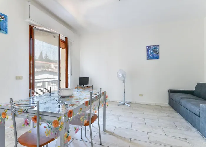 Апартаменты Casa Claudia A Порт-Аццурро